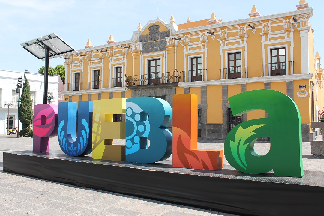 Puebla México signo letras teatro principal