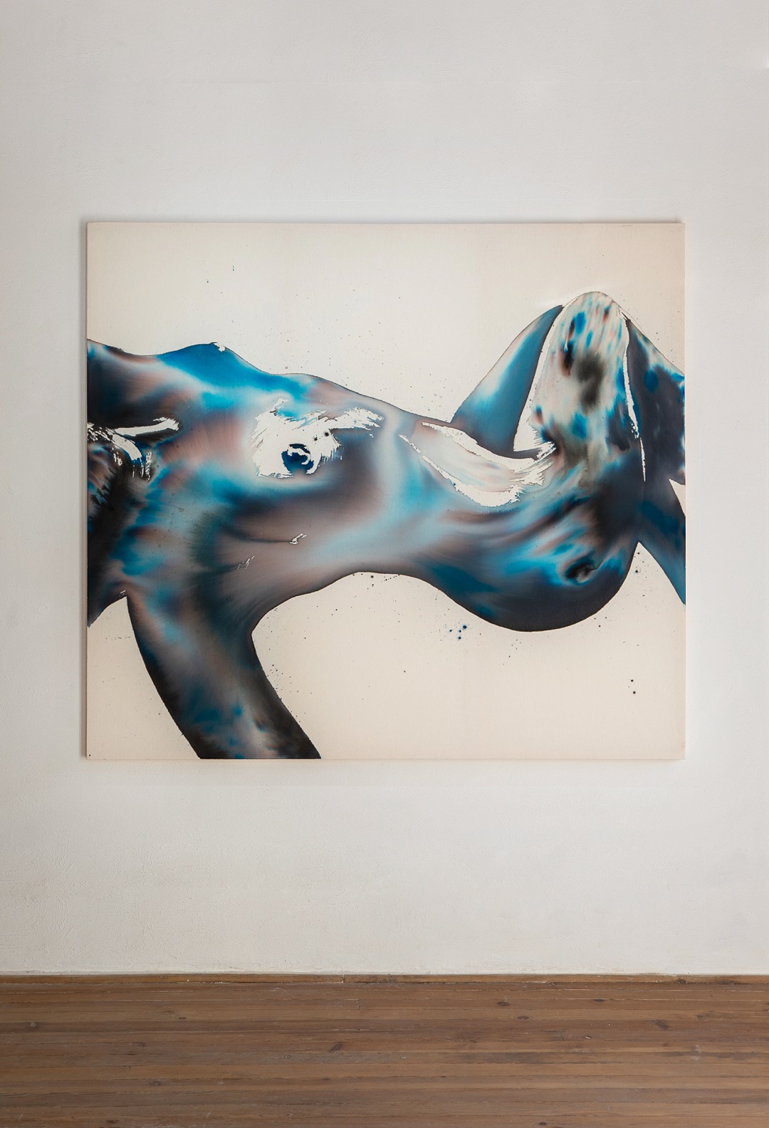Tobias Ross-Southall Nuevos Animales VIII, 2022 Watercolour, Indian ink and bleach on raw canvas 180 x 200 cm