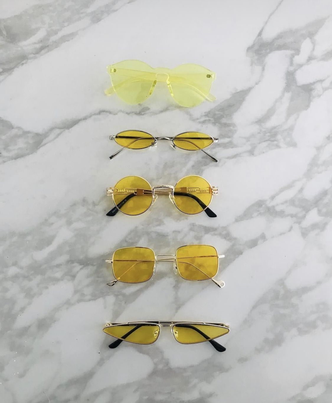 Las gafas de sol amarillas que llevarás esta temporada - StyleLovely
