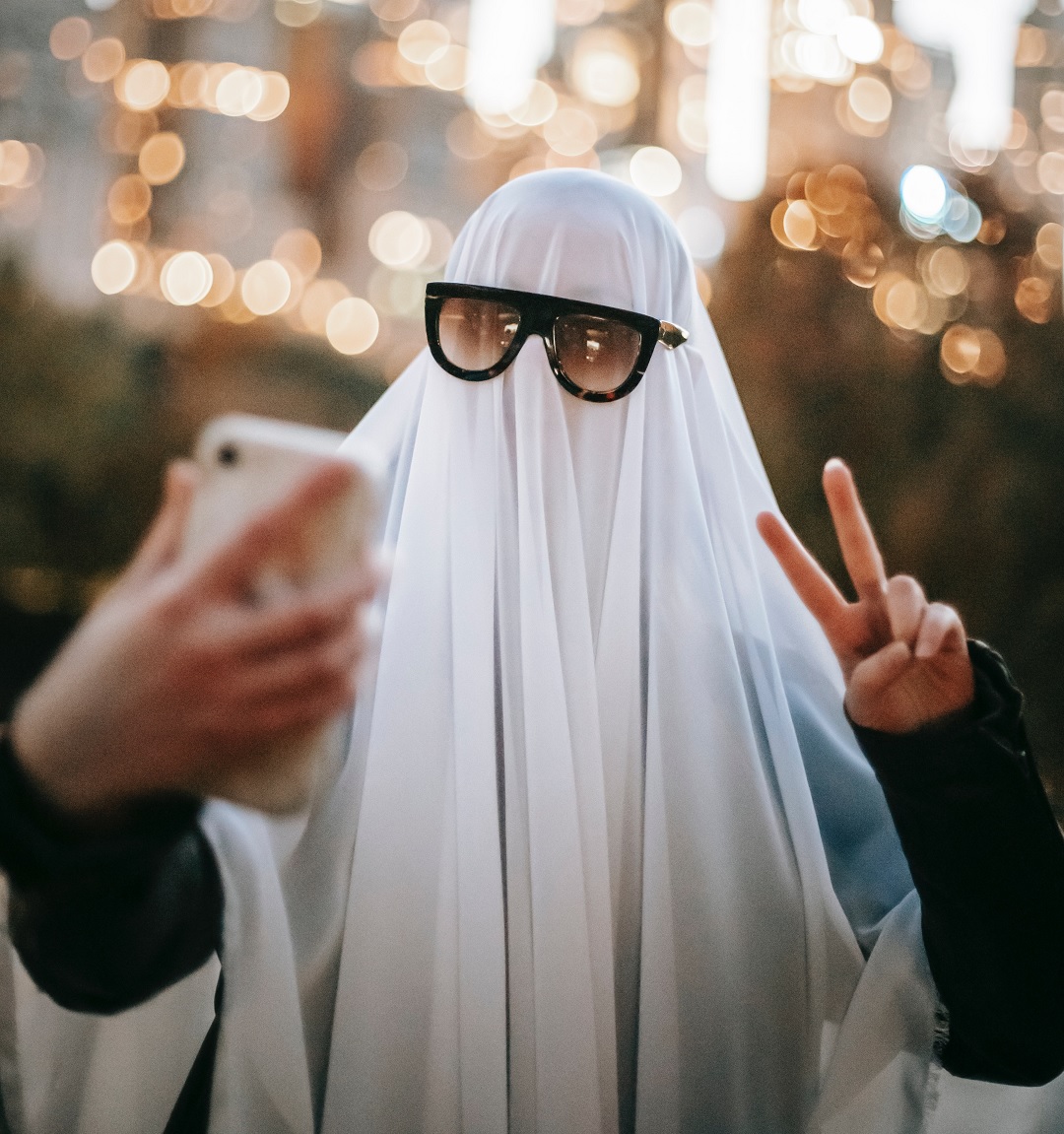 Ghosteo ghosting fantasma celular gafas