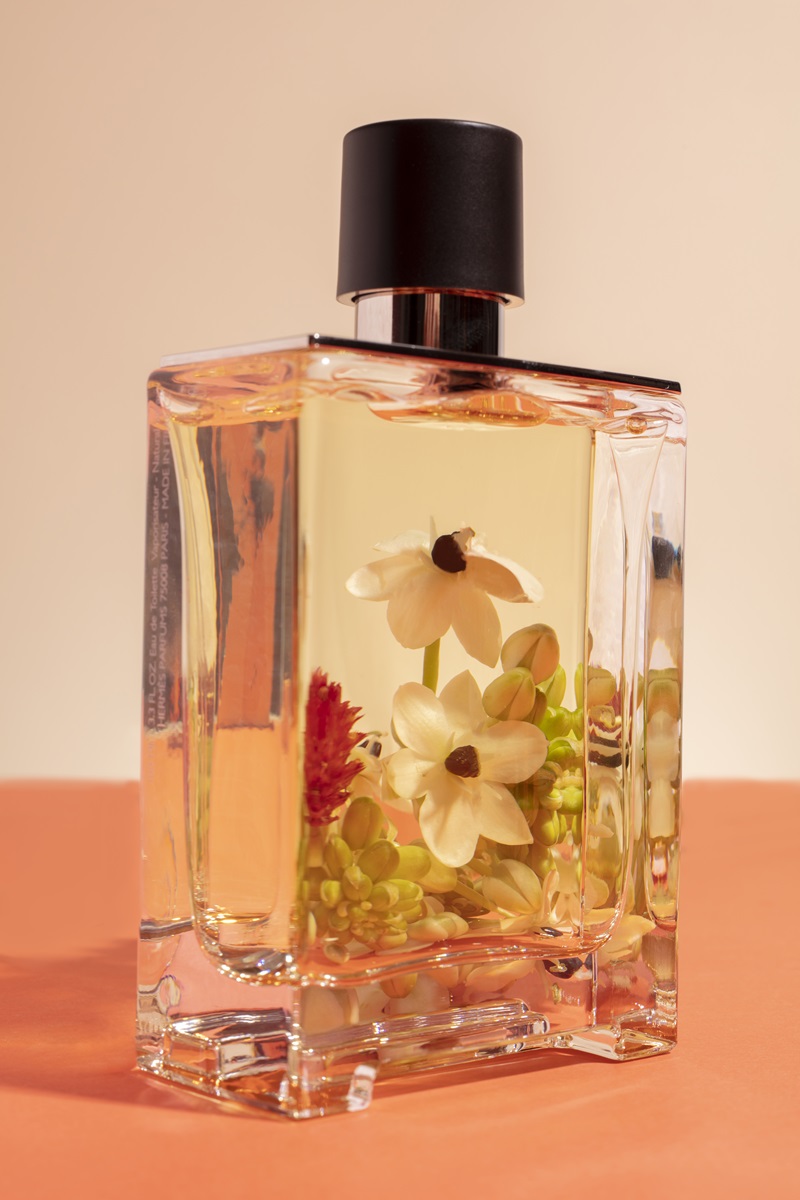 Perfume flores botella
