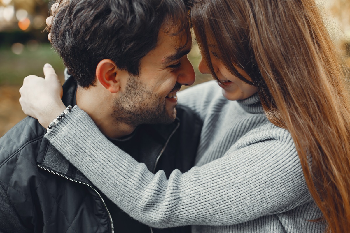 pareja novios esposos amor duradero verdadero profundo