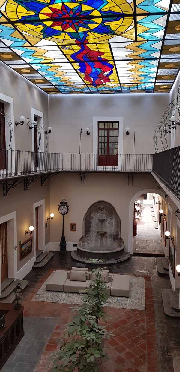 Hotel San Francisco Tlaxcala vitral