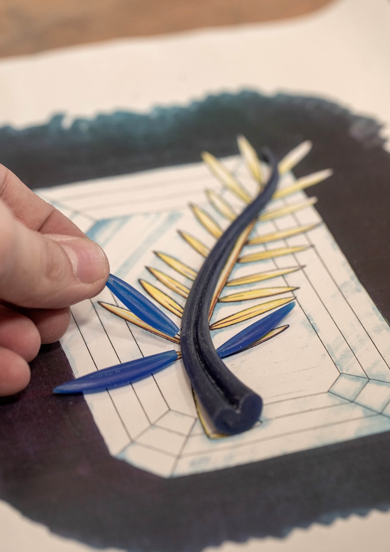 Sculpting the wax Palme Ambiance