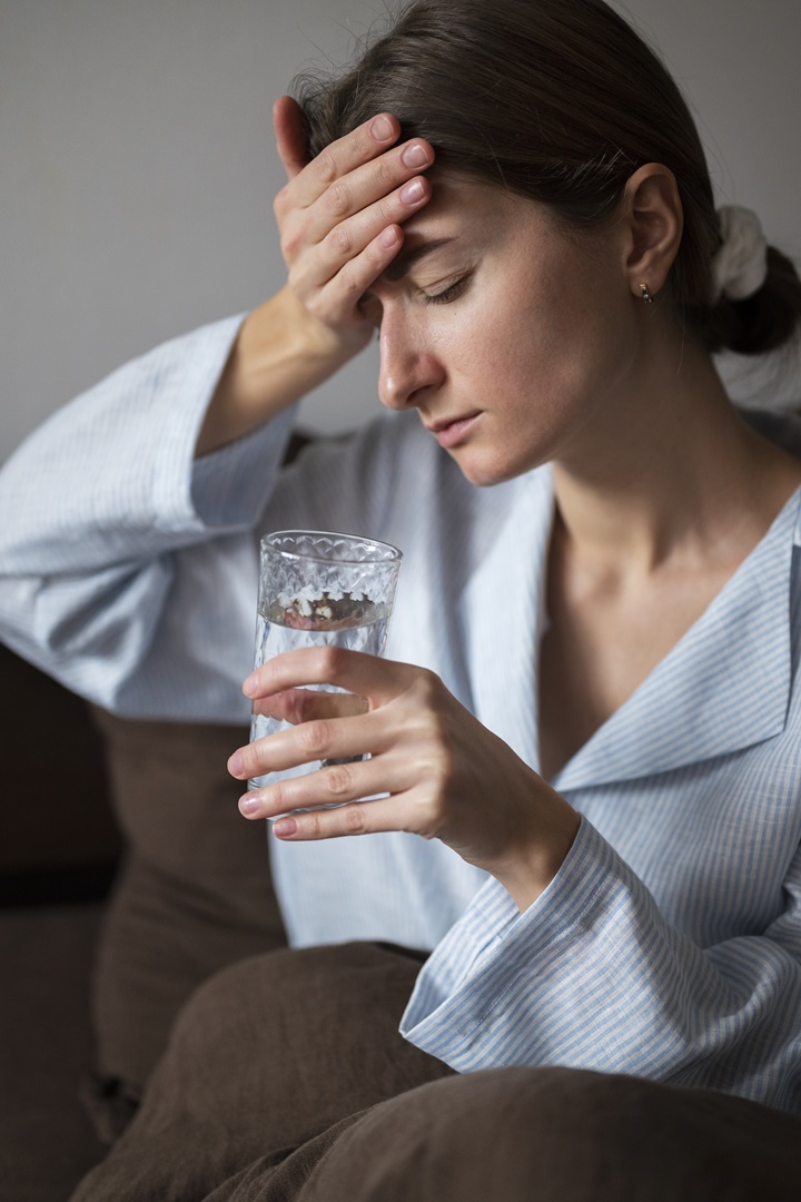 resaca cruda hangover agua dolor cabeza