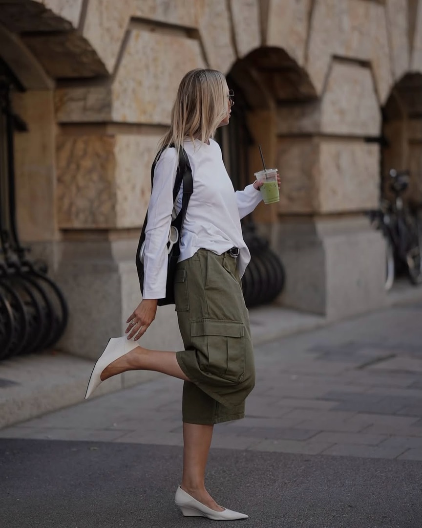 Matcha pantalón bermuda cargo blazer blanco The Frankie Shop