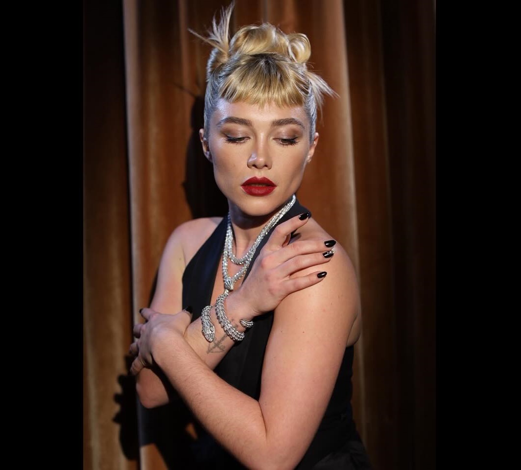 Florence Pugh baby bangs flequillo